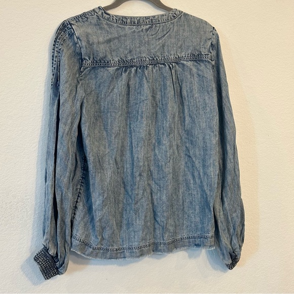 Pilcro and the Letterpress Anthropologie Norah Pintucked Blouse Denim XS Shirt - Picture 7 of 10